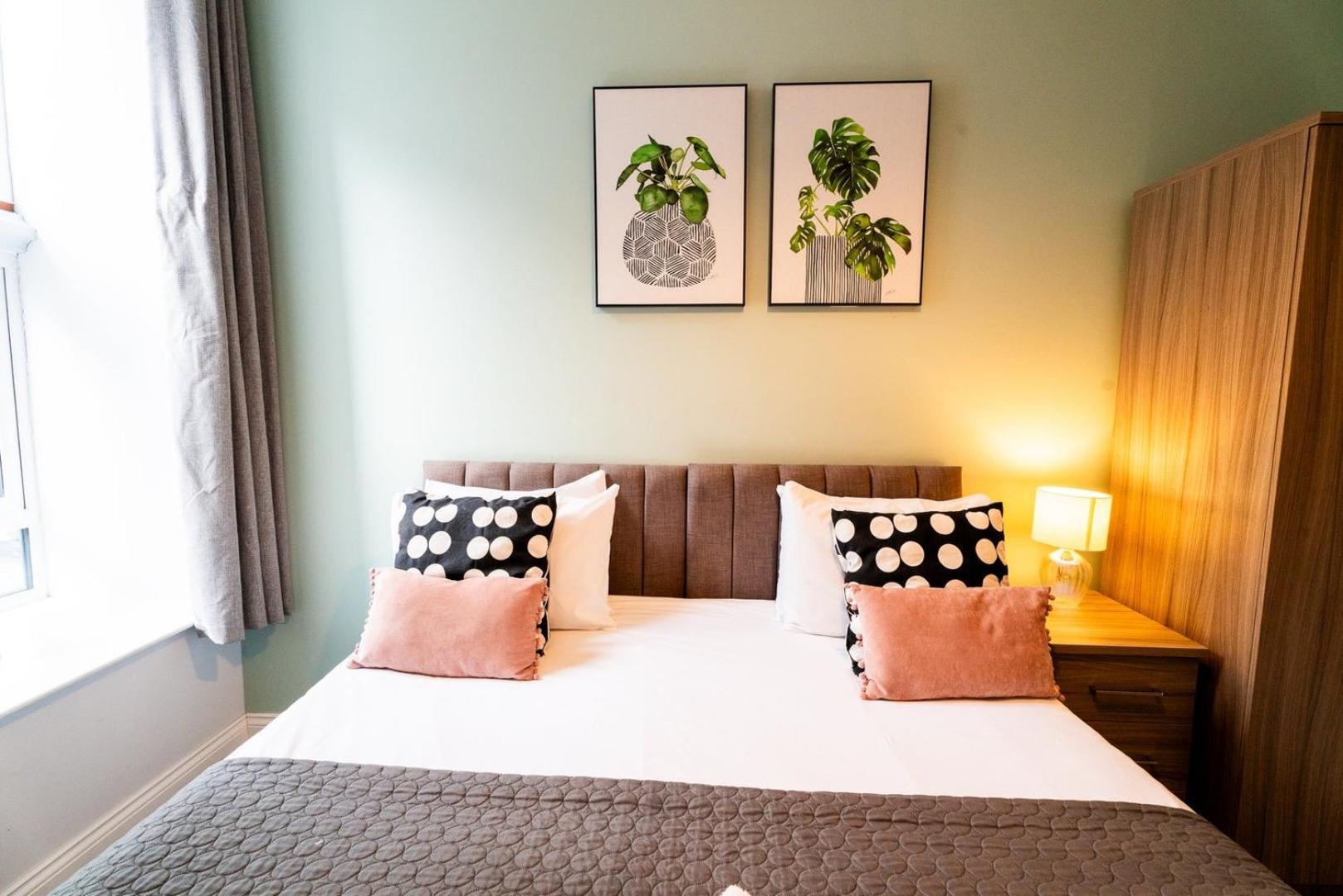 Ferienwohnung Free Parking | Smart Tv | 4 Guests Swansea Zimmer foto