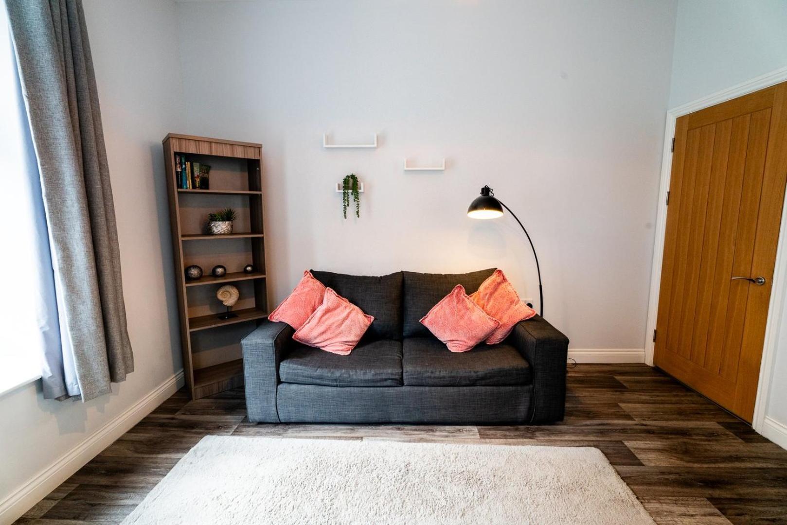 Ferienwohnung Free Parking | Smart Tv | 4 Guests Swansea Zimmer foto